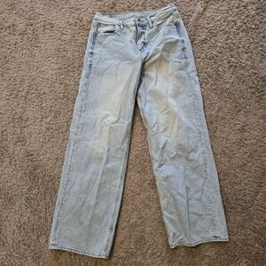 Light Wash Women's Wide-Leg Jeans